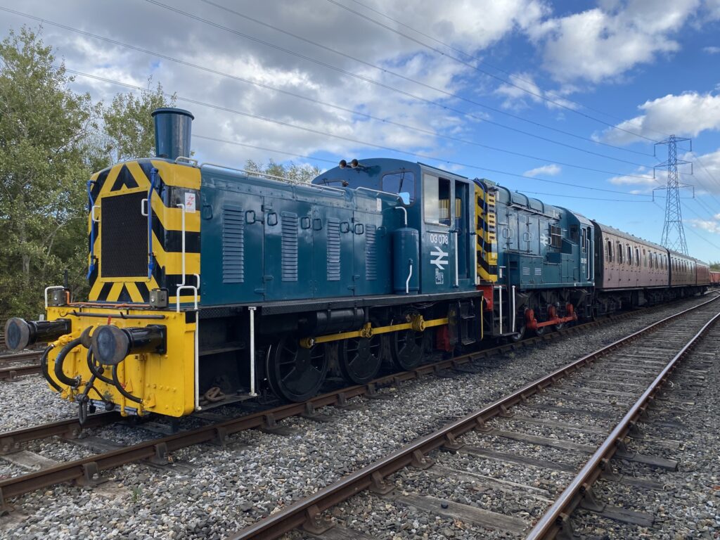 03078 and 08915 double head a passenger train with 3 mk1 carriages at Percy Main.